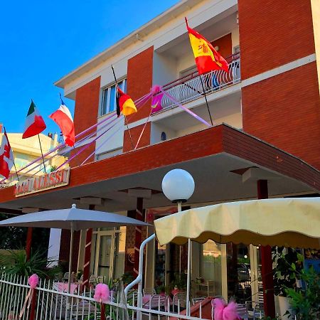 Hotel Alessi** Rimini Luaran gambar