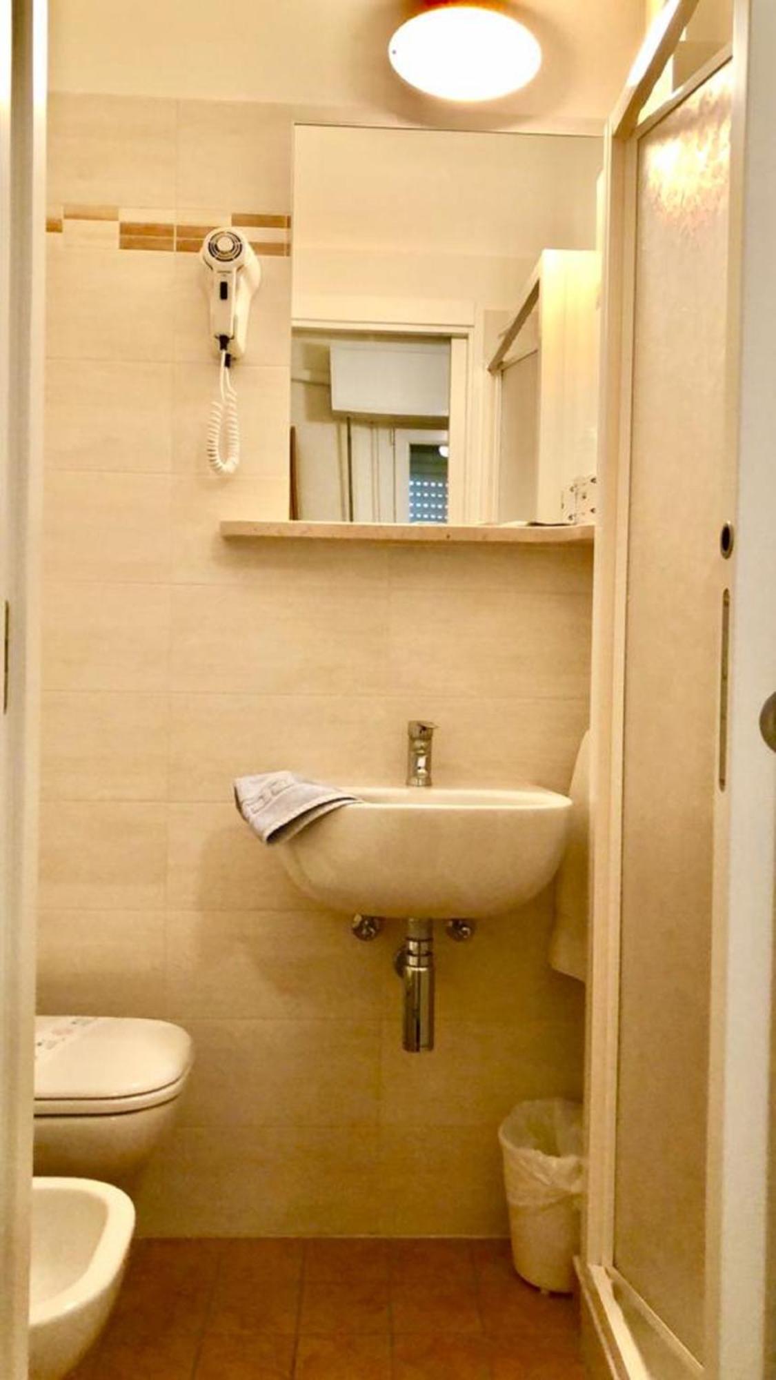 Hotel Alessi** Rimini Luaran gambar