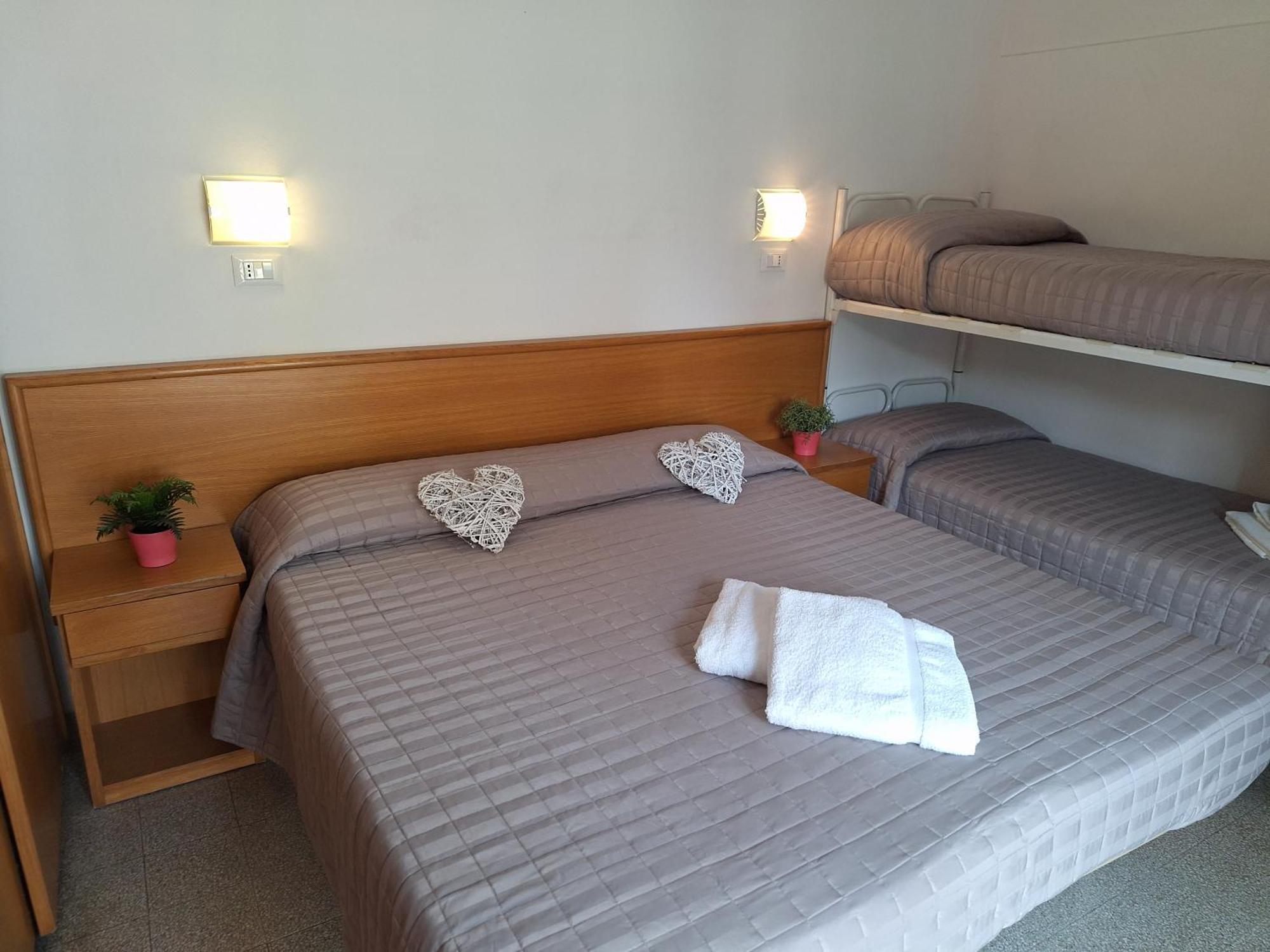 Hotel Alessi** Rimini Luaran gambar