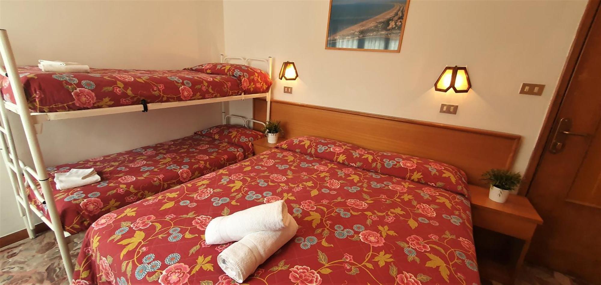 Hotel Alessi** Rimini Luaran gambar